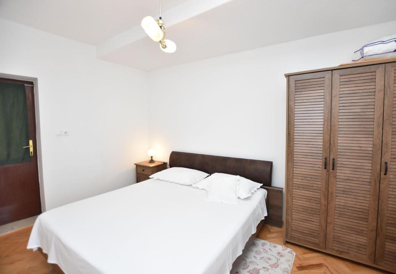 Apartment Miledina Primošten Εξωτερικό φωτογραφία