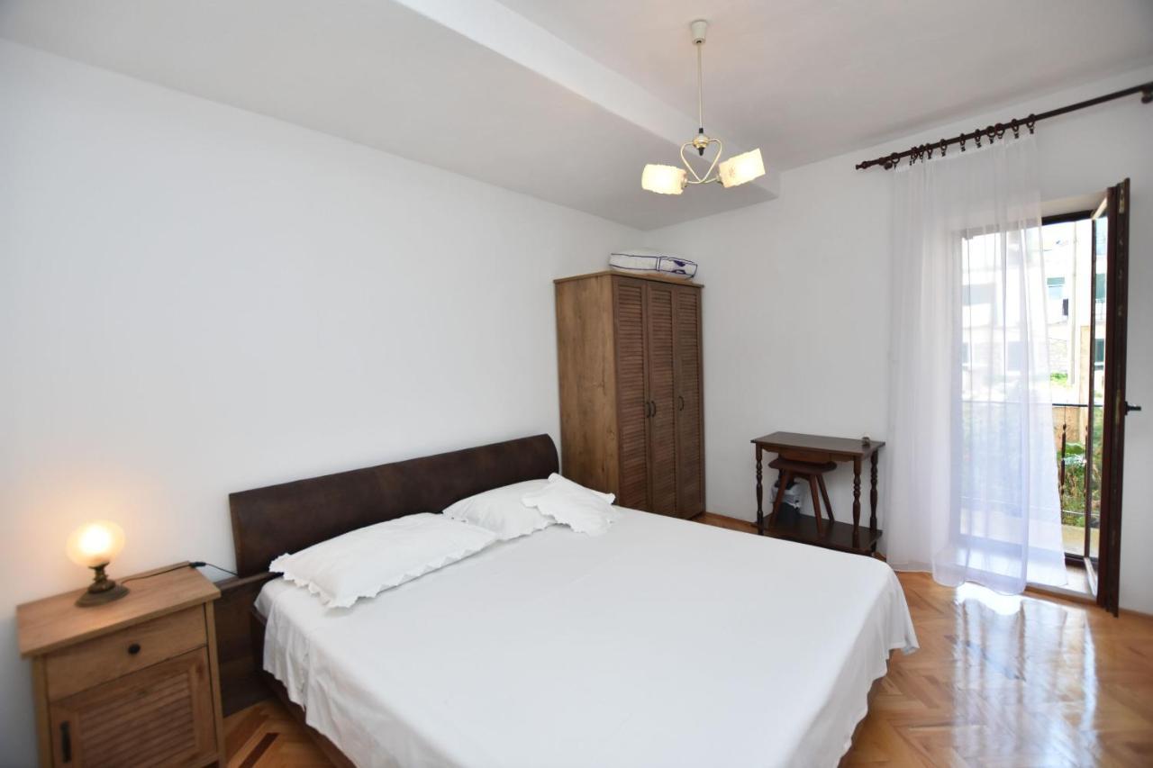 Apartment Miledina Primošten Εξωτερικό φωτογραφία